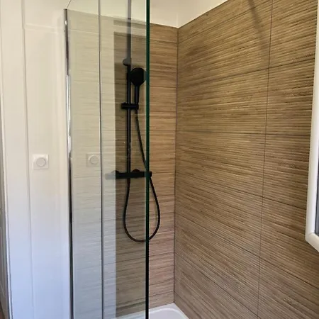 Moderne En Plein Centre D'epernay Appartamento