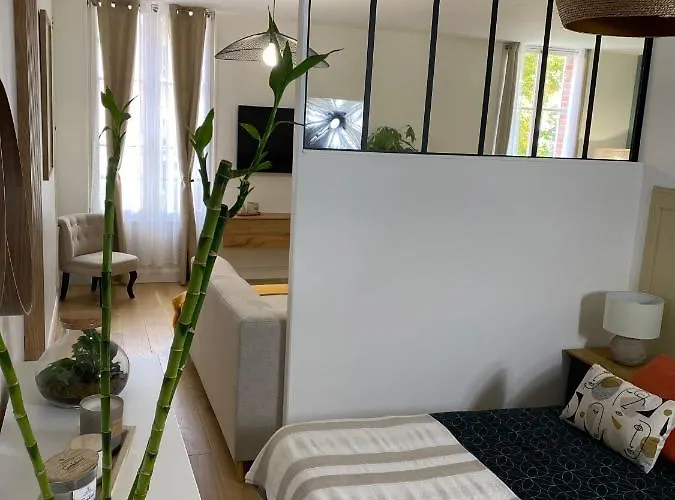 Moderne En Plein Centre D'epernay * Épernay