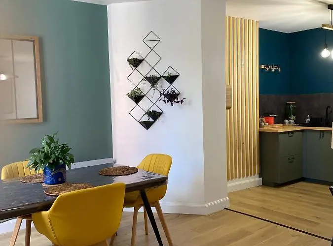 Moderne En Plein Centre D'epernay * Épernay